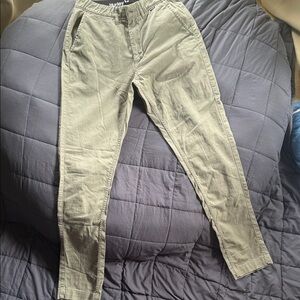 Hurley Men's Olive Khaki slim fit